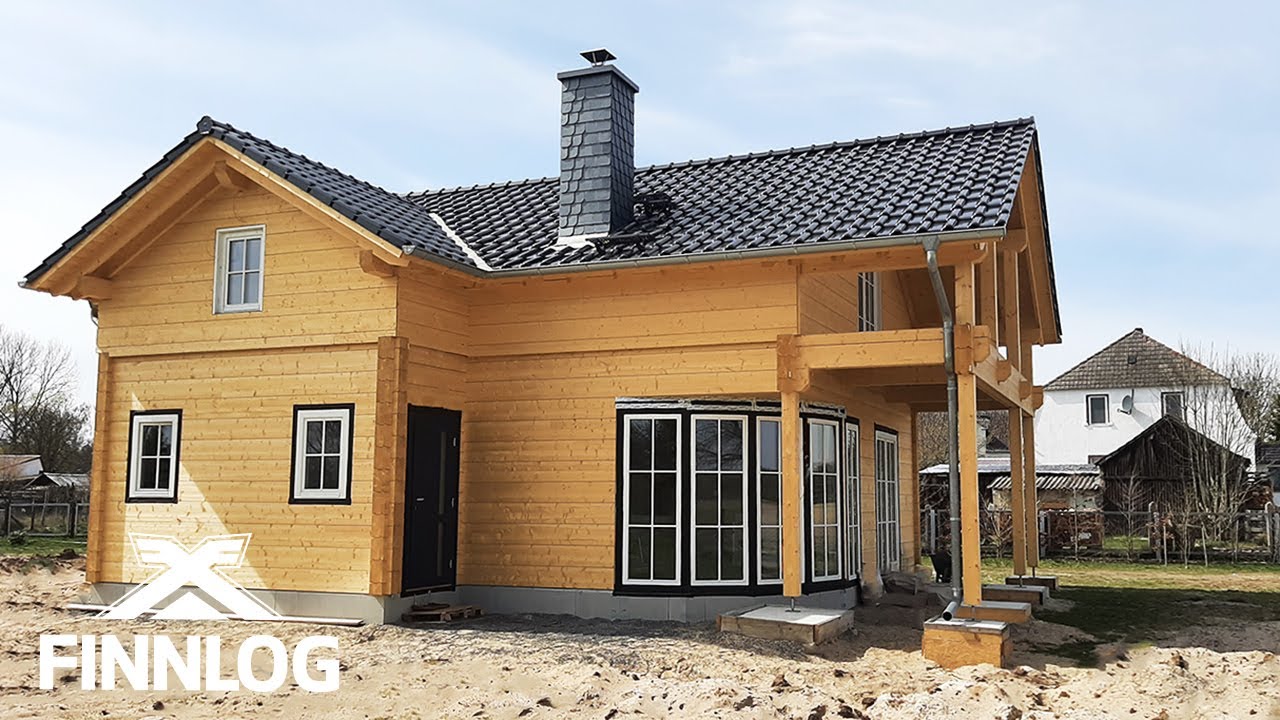 Holzhaus bauen mit Finnlog - Richtmeistermontage