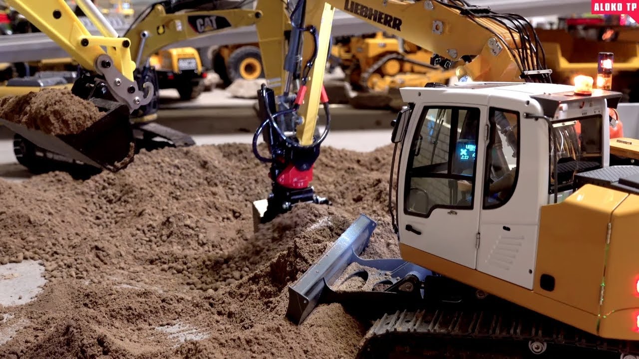 Massive RC Construction Meetup – Dozers, Excavators, Dump Trucks & More!