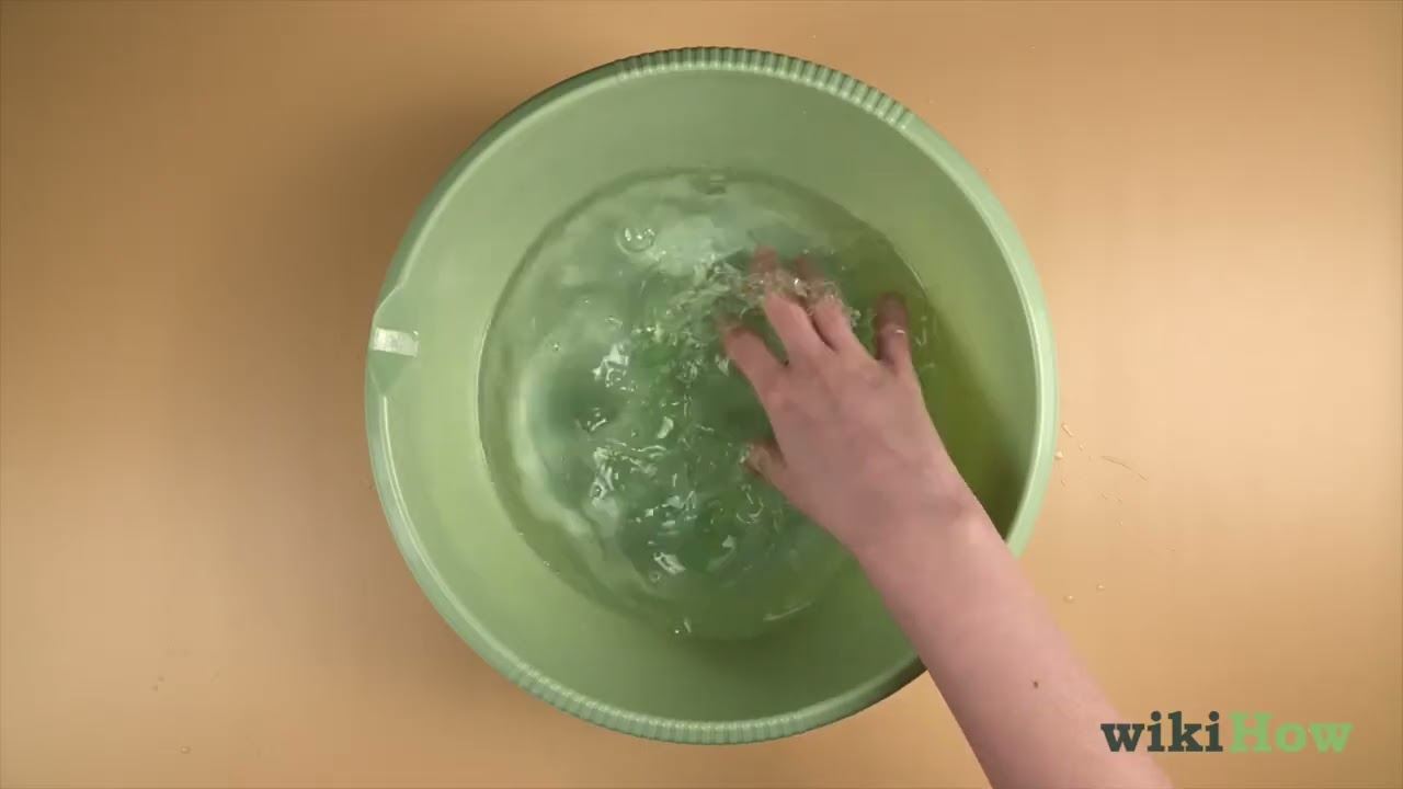 How to Clean Old Rubber