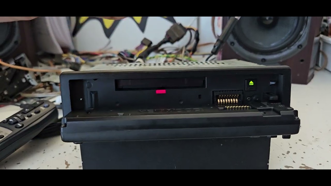Kenwood KMD-870R MiniDisc Bluetooth Pilot
