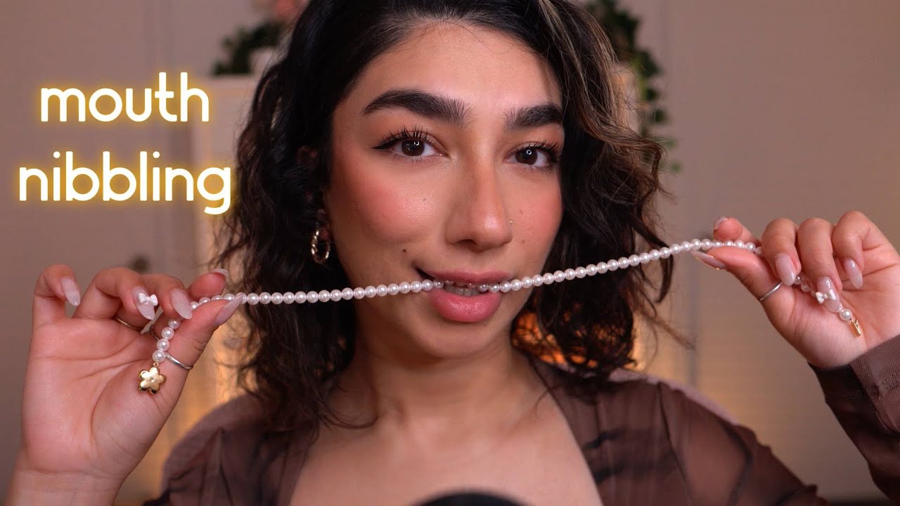 ASMR • mouth nibbling on random things i found (ex. my necklace, pen)