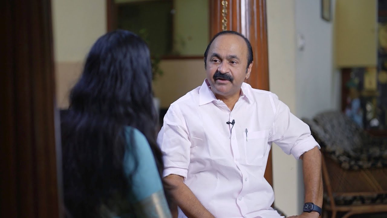 പ്രതിപക്ഷ നേതാവ് വി.ഡി.സതീശന്റെ 'ദേവരാ​ഗം' വീട്ടിലെ വിശേഷങ്ങൾ| Dream Home 1 Jan 2023