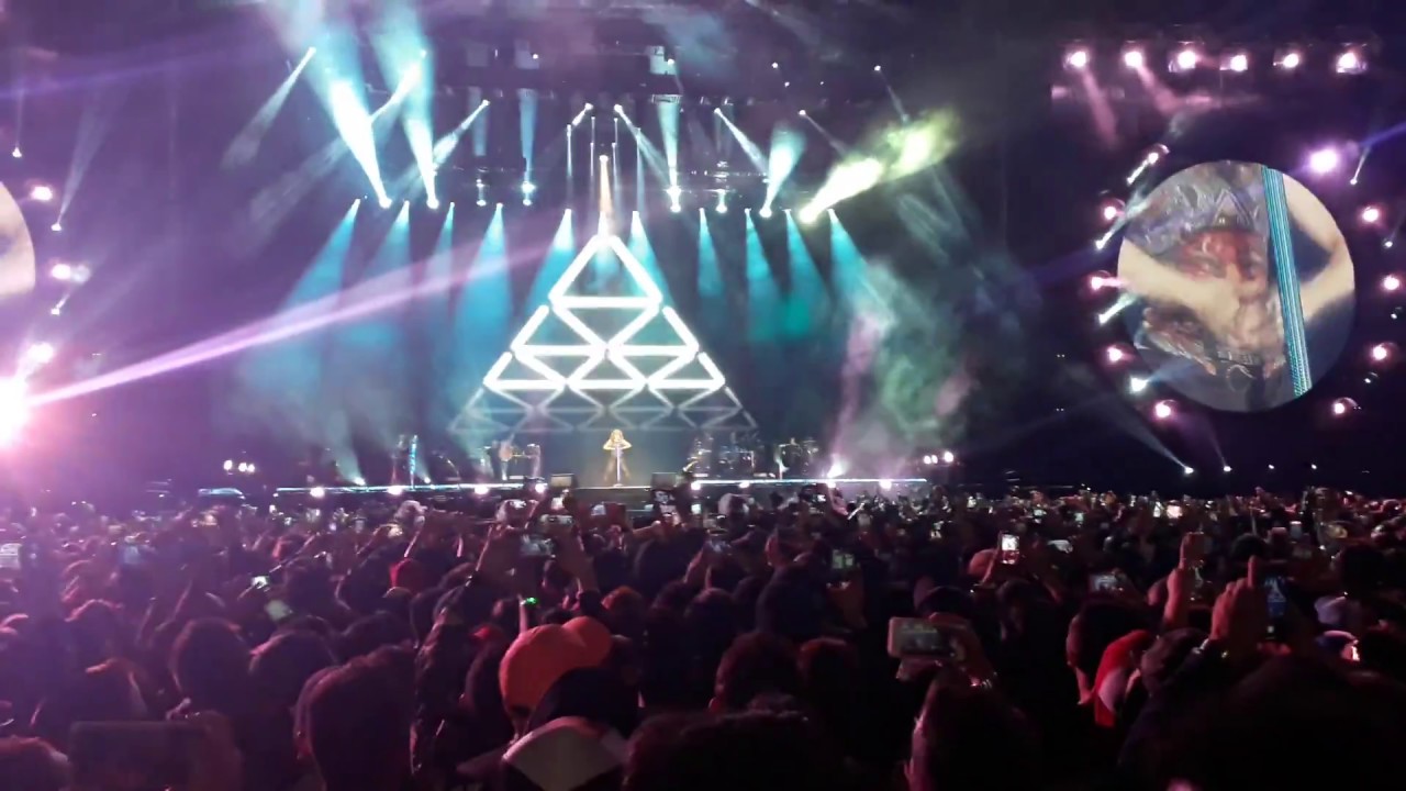 Shakira Perro Fiel/El perdón Bogotá - Colombia 2018 - El Dorado World Tour