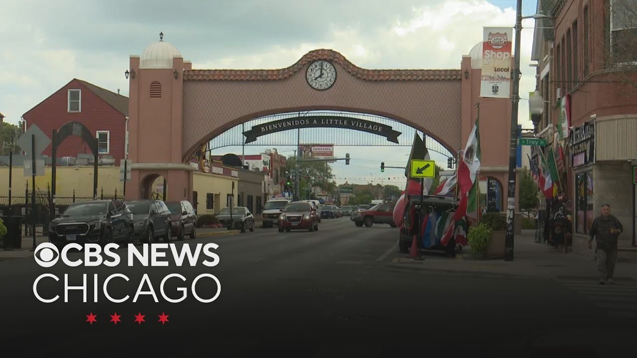 Little Village Mexican Independence parade is on amid immigration crack down fears