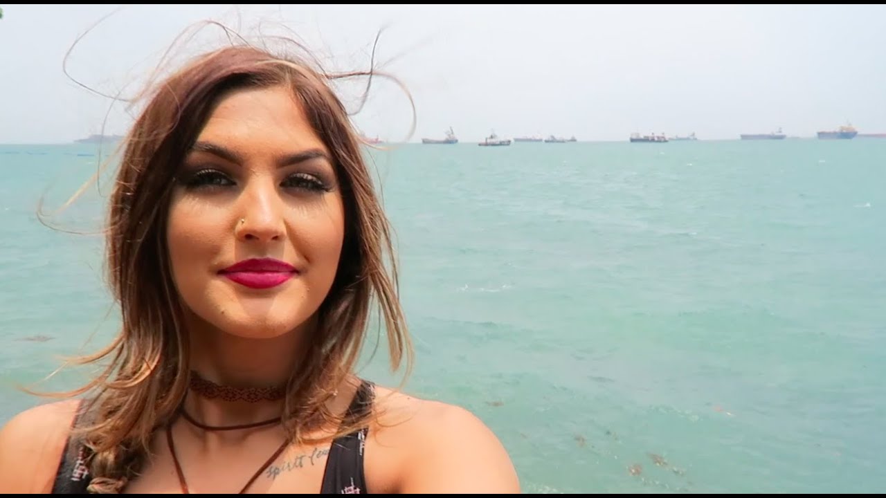 Sentosa Beach Fun! | Paige Danielle