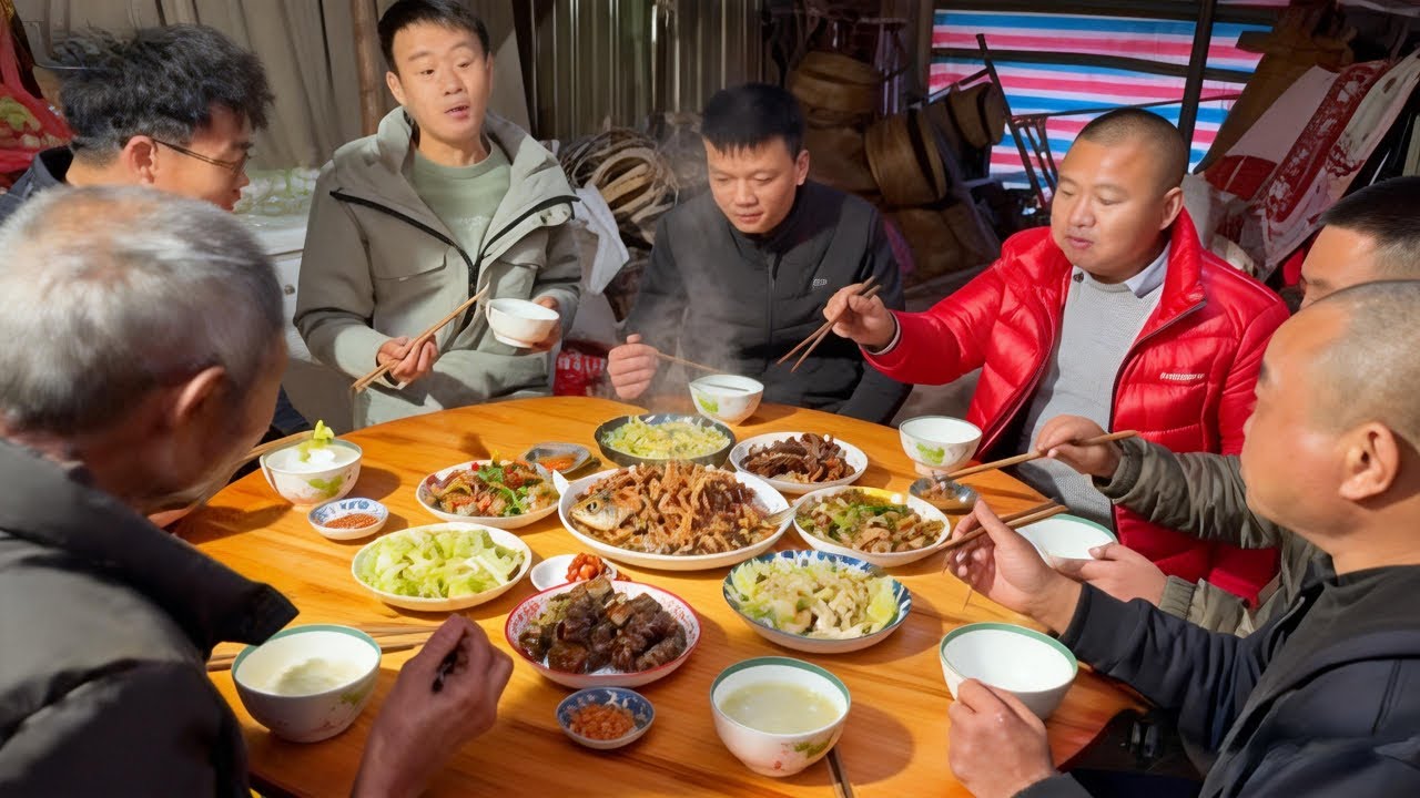 农村四哥暖心相助！昔日兄弟遇难处，二话不说帮找活还管吃管住
