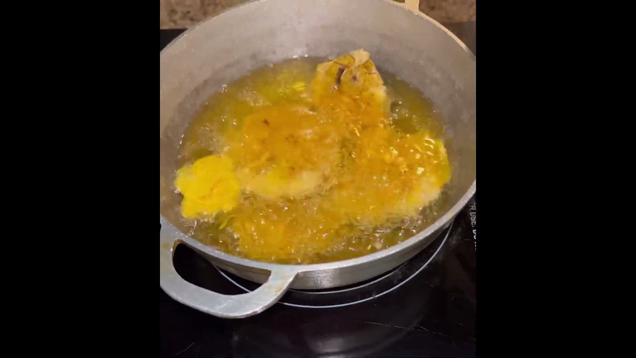 Sopas de jam&oacute;n con tostones #sopa #tostones #shorts #food #puertorico #boricua #comida #papa #celery