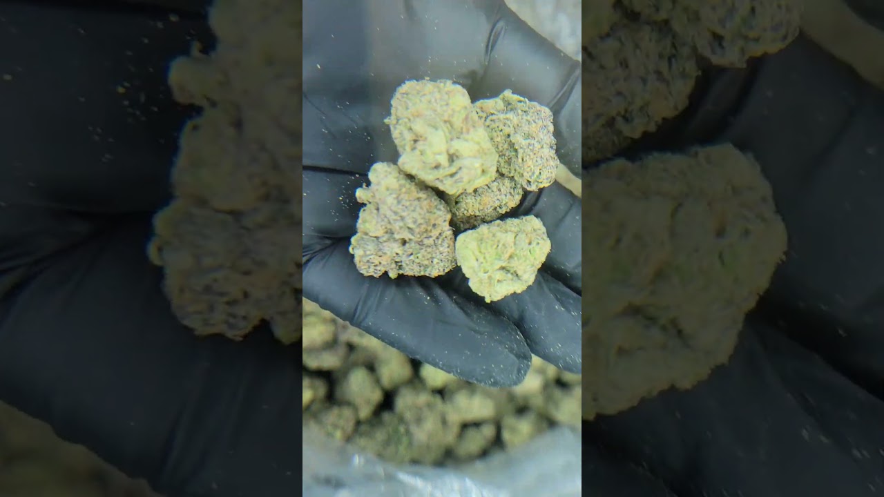 Weedstories/ Envy Strain of the day