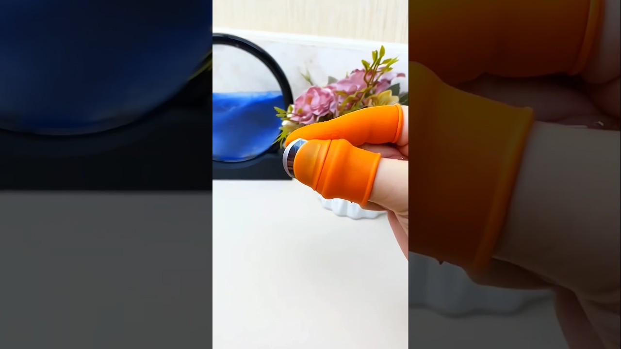 Maximize Kitchen Safety with Silicone Finger Protectors - Perfect for Peppers & Veggie Picking!