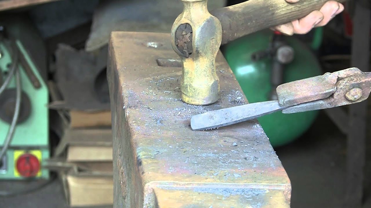 Folding pocket knife