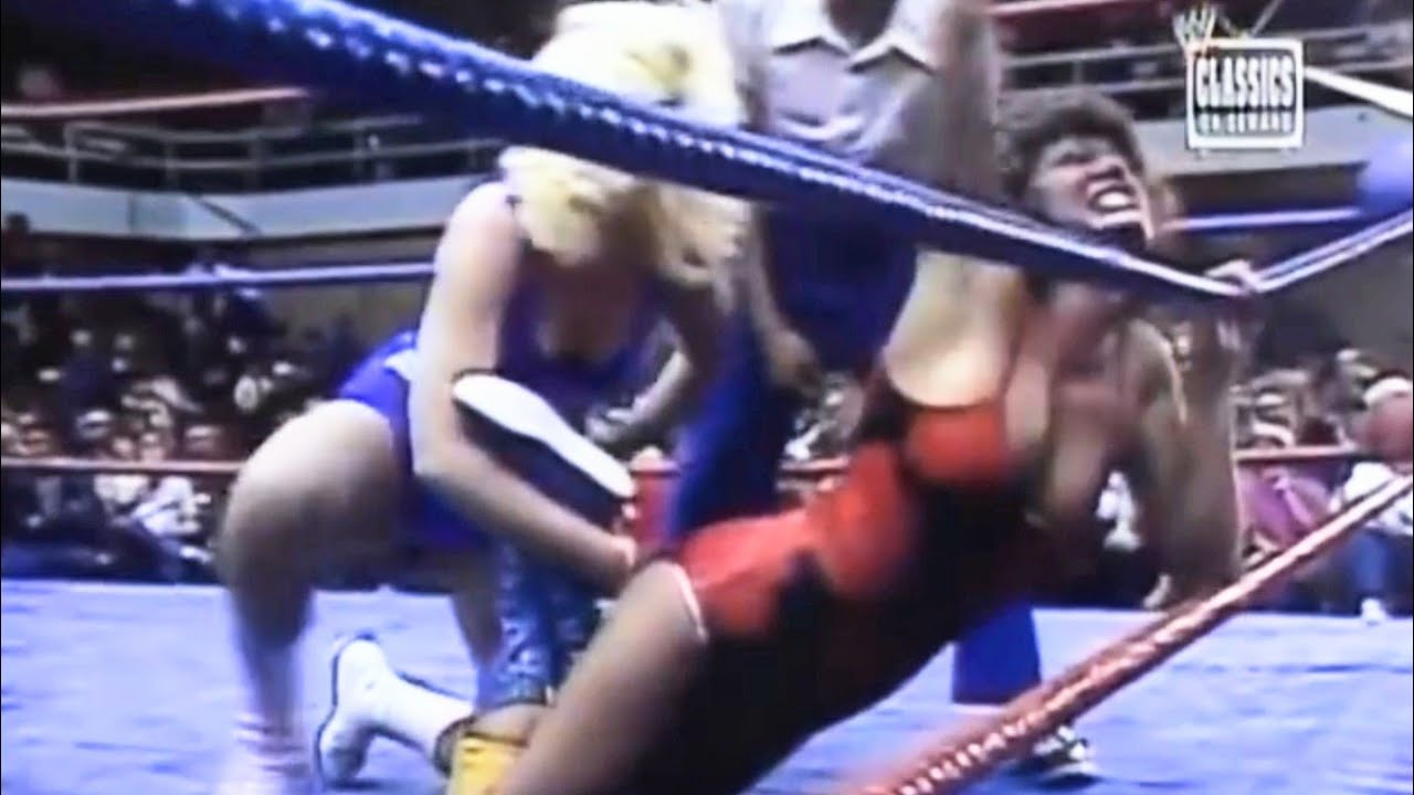 WWC WVR AWA DEBBIE COMBS VS SHERRI MARTEL DECEMBER 1985 COURTESY WWE FULLY REMASTERED SD 4K 60FPS