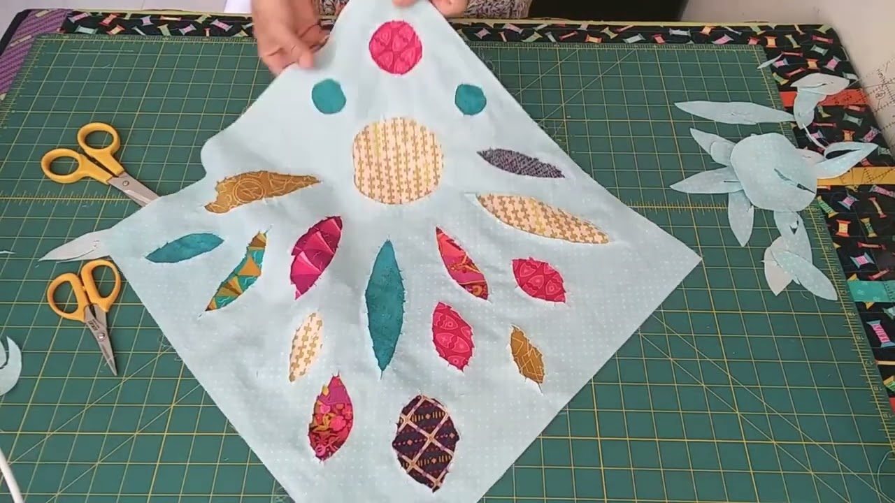 APLIQUE DESDE ATRAS DE LA TELA FRONTAL / APPLIQUÉ QUILT PATTERN