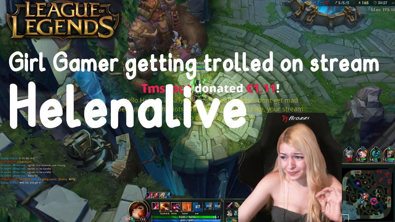 Girl gamer getting trolled on stream/HelenaLive