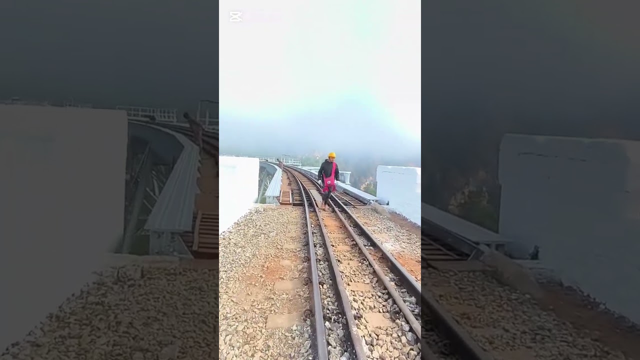 Walking on the Historic Gokteik Viaduct | ကမ္ဘာကျော် ဂုတ်ထိပ်တံတားကြီးပေါ် လမ်းလျှောက်ဖြတ်သန်းခြင်း