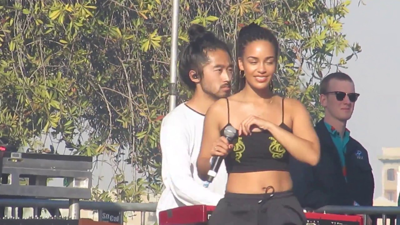 Jorja Smith - On My Mind @ Tropicalia 2017