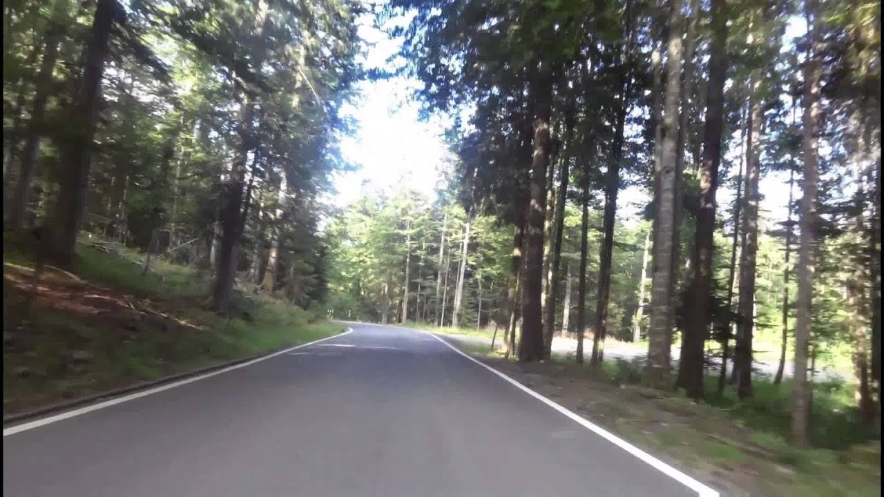 Glaubenbüelenpas van Sörenberg naar Giswil Panoramastrasse Honda Varadero XL 1000 (2015)