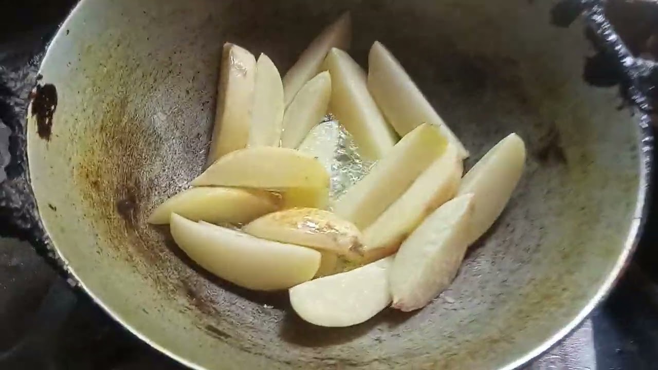 Daily cooking shows. Delicious fish curry. 