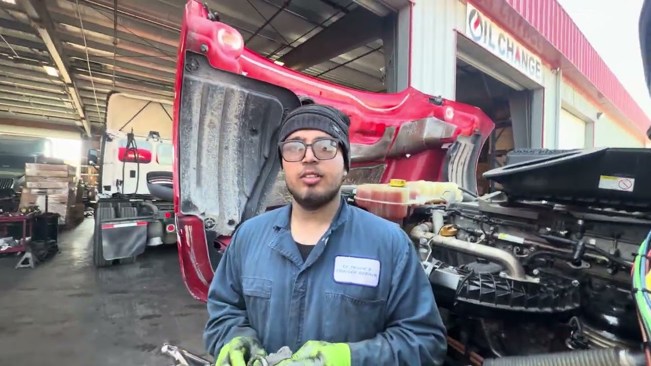 How to change injector seal cascadia 2022 🧰⚙️#usa #mechanic 