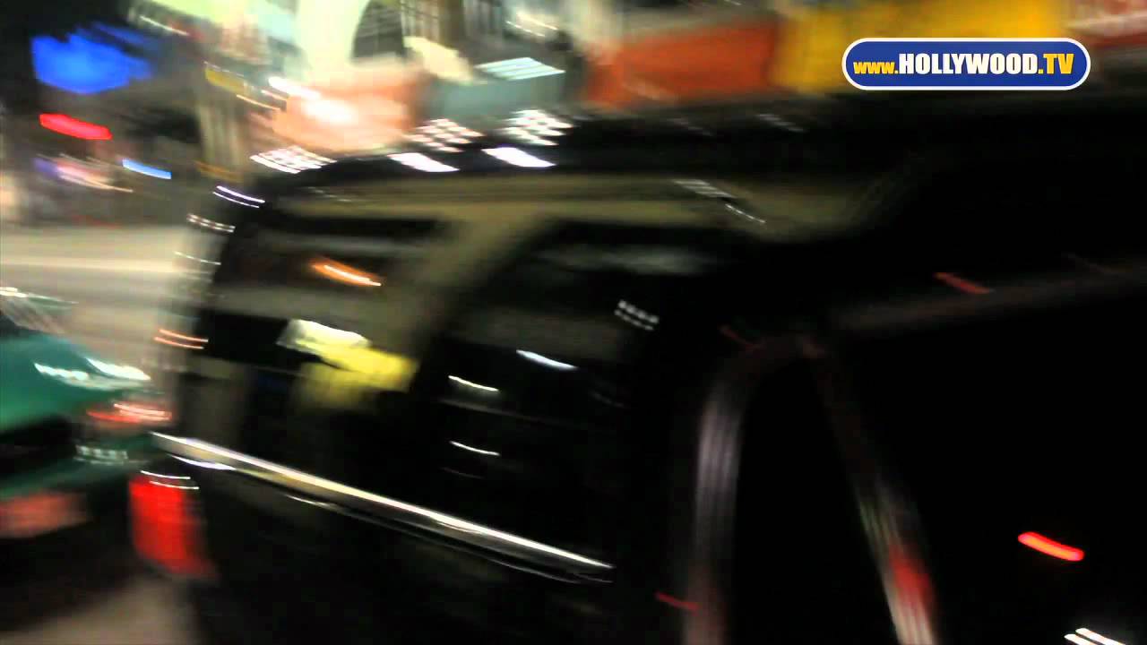 Johnny Depp Falls Outside Nightclub-- Hollywood.TV