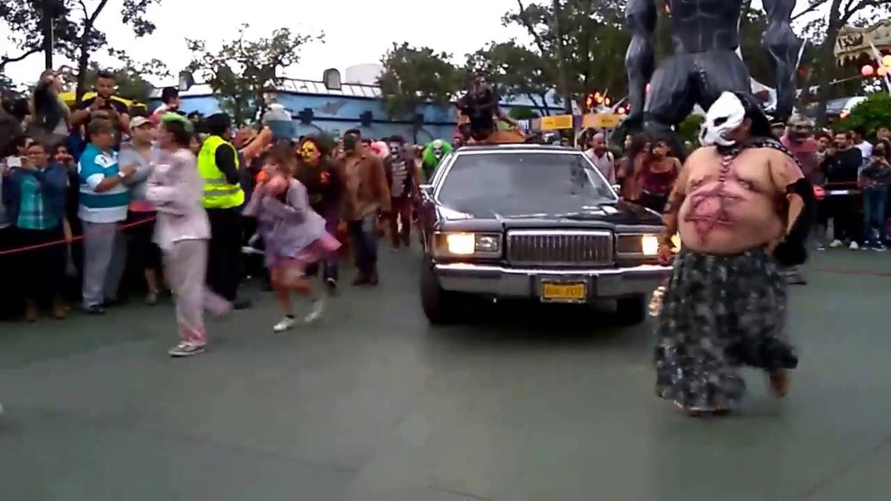 Desfile Festival del Terror Six Flags México 2016