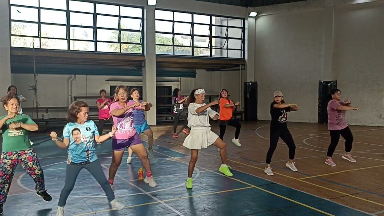 @knlphysicalfitness1425 Friday Dayo zumba with Coach Jen. Music belongs to the rightful owner 
