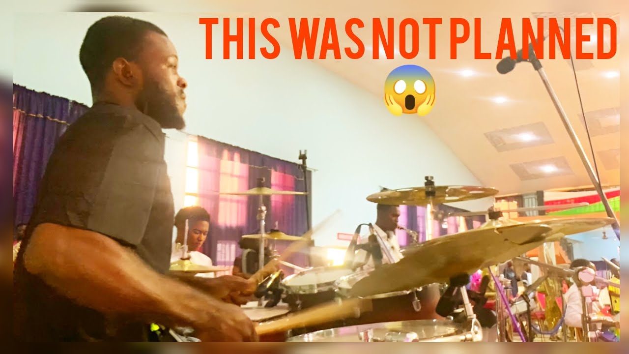 UNEXPECTED AMAPIANO PRAISE IN CHURCH 😱🥁
