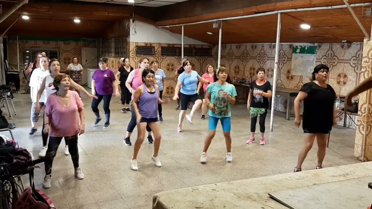 Baile entretenido 15 Miercoles 11 de Marzo 2026 profesora Angela Sierra club los 120 lo Espejo