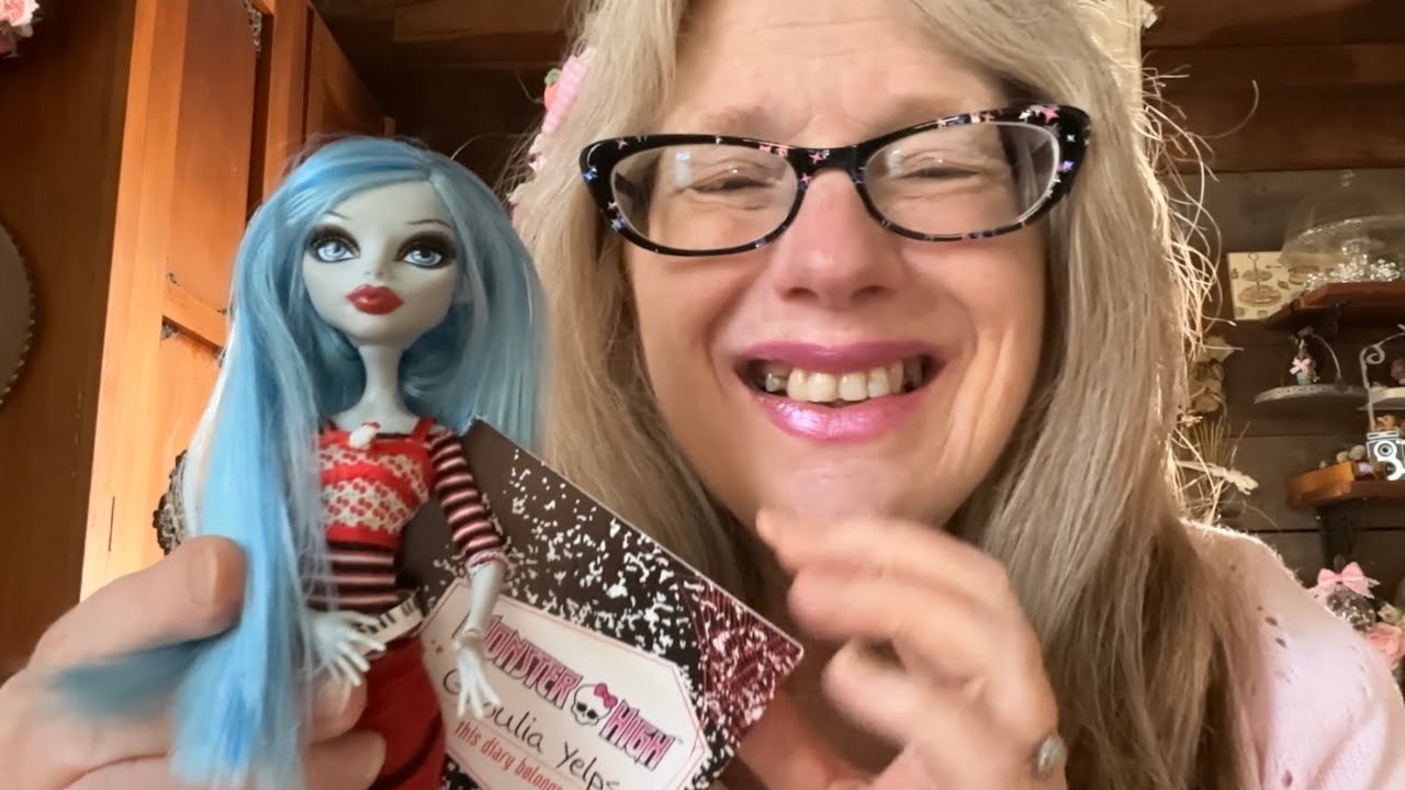 Gentle ASMR 🕊️✨ Monster High Doll ✨ Relaxing Soft Whisper 