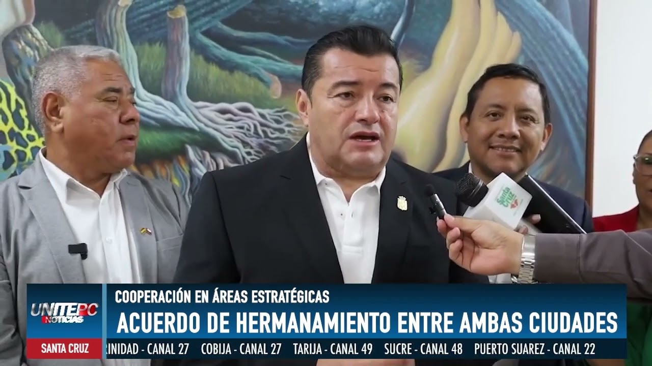 ALCALDE DE SANTA CRUZ FIRMA ACUERDO DE HERMANAMIENTO CON ARICA-CHILE