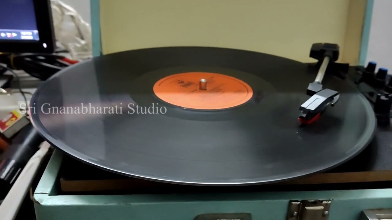 Oor kavalan rare song Melam Kutty aadu ஊர் காவலன் படத்தில் வரும் மேளம் கொட்டி ஆடு orginal LP record 
