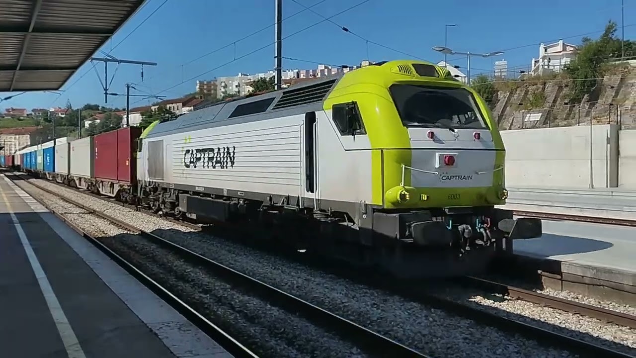 ans@trofa.Loc.Captrain a tracionar vagões com Contentores. Obrigado pelo toque-2025/05/25-170609