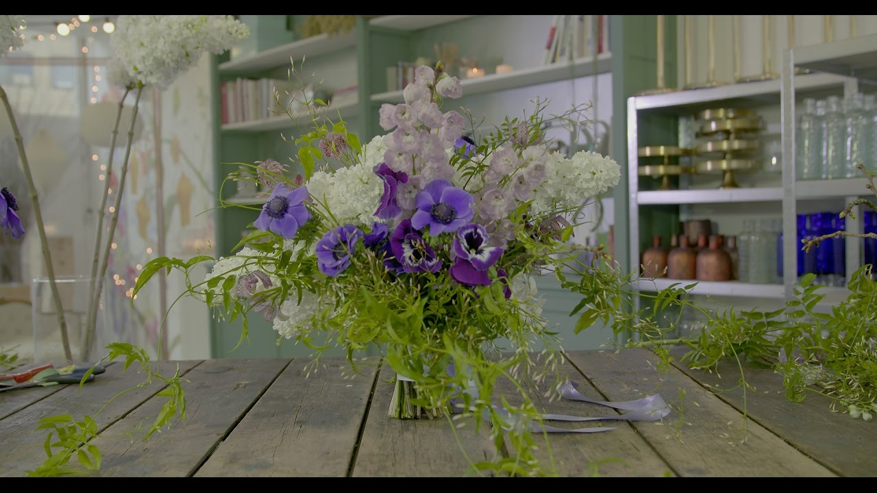 Bloomance | a garden style wedding bouquet by Giada Graziani (english subtitles included)