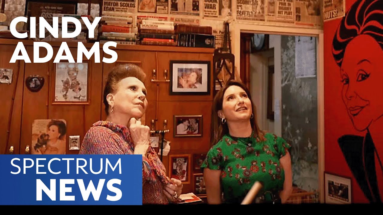 Cindy Adams: New York's Gossip Queen | Extra Shot