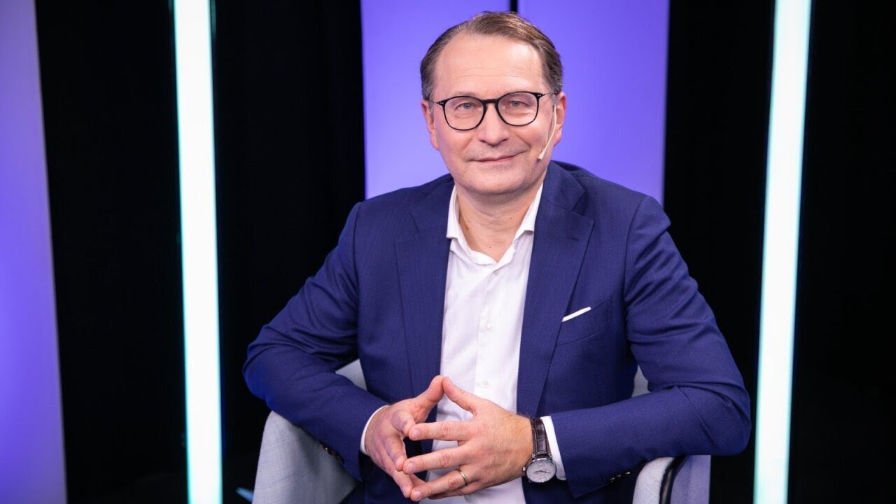 I&scaron; esmės. Ar Konstitucija tapo manipuliacijos įrankiu?