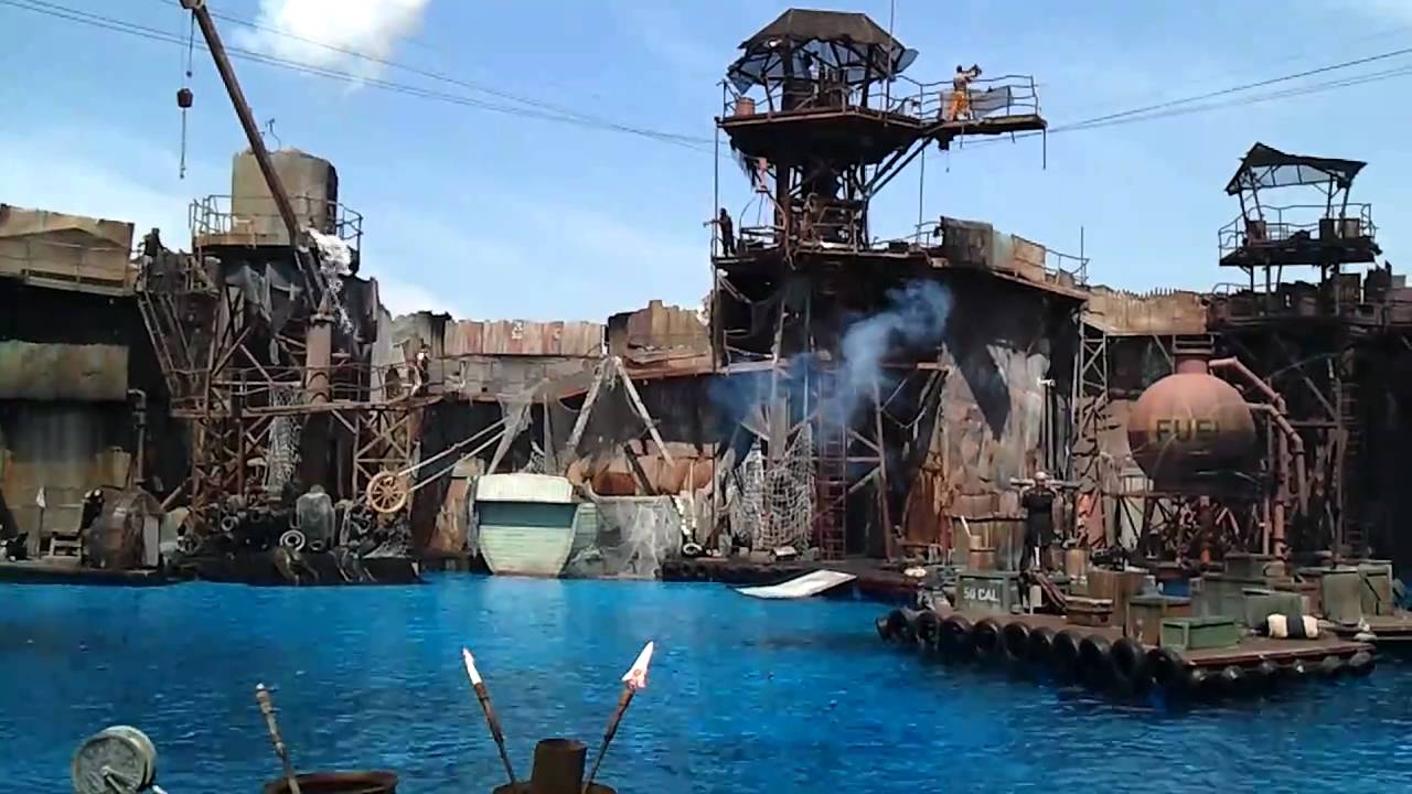 Waterworld Sea Plane Crash