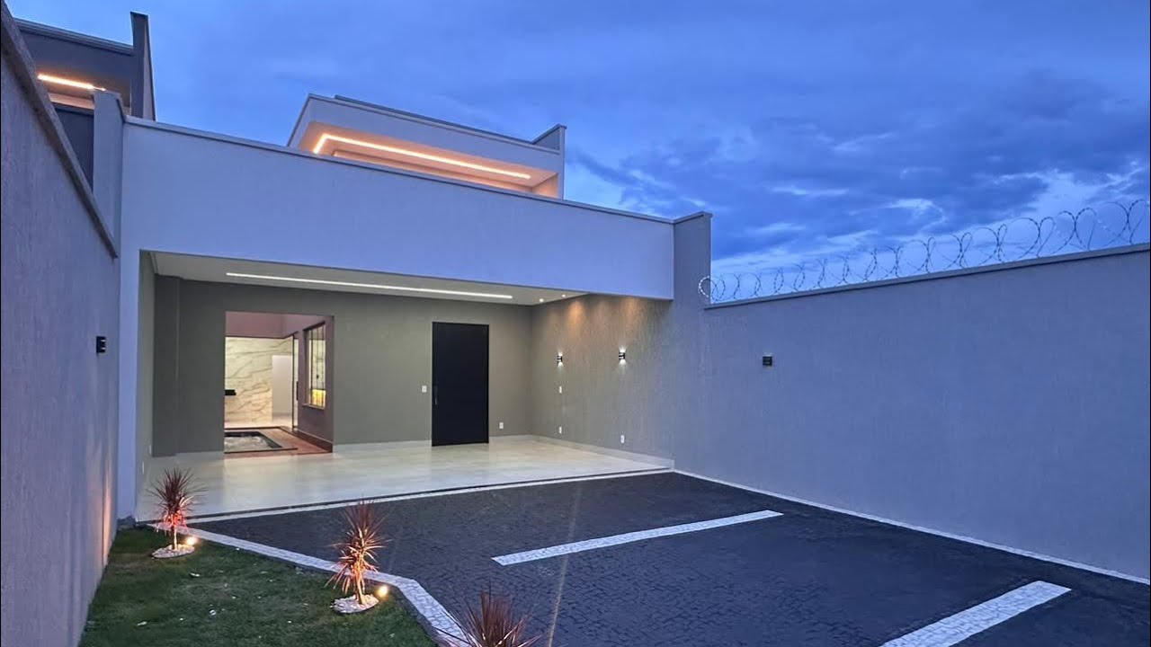 CASA COM 3 SUITES EM GOIÂNIA E PISCINA ST. João Braz 820.000,00