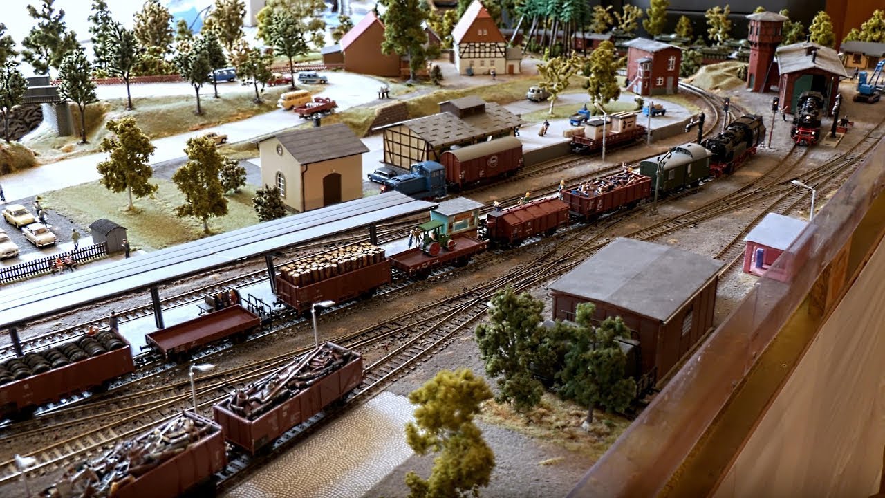 Modellbahnausstellung - Modellbahnfreunde 