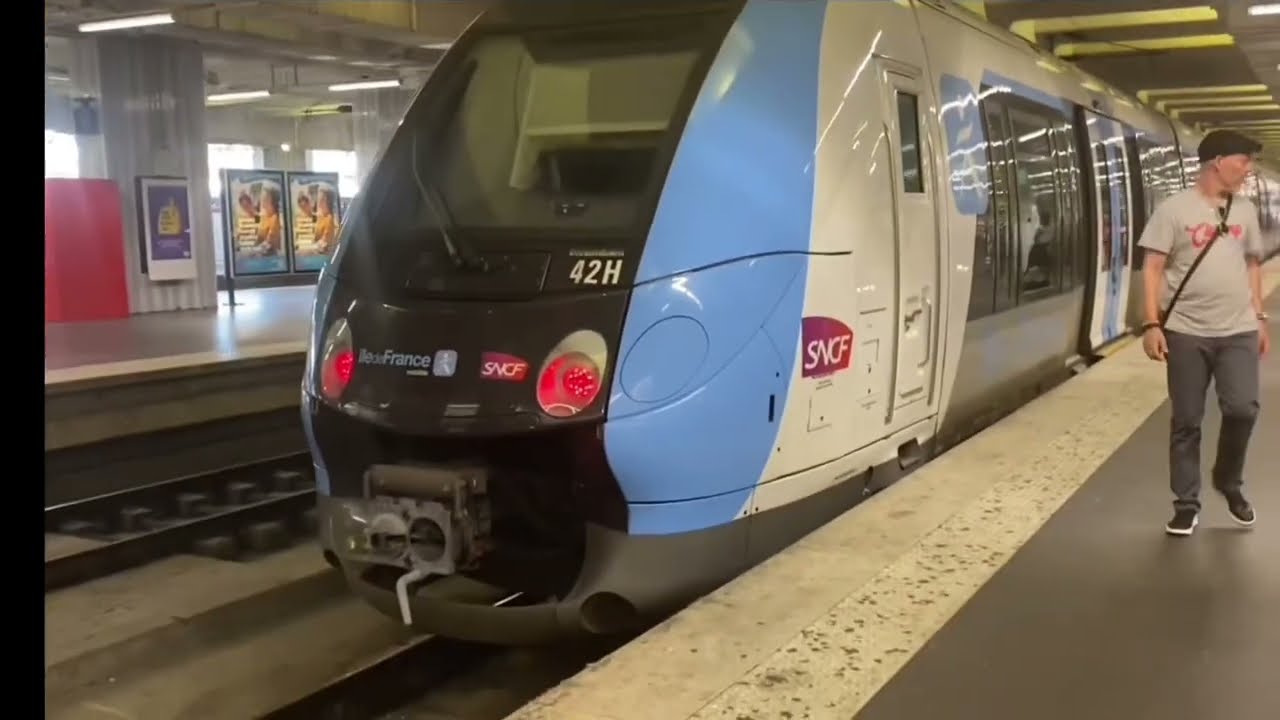 PARIS FRANCE 🇫🇷.LIGNE H TERMINAL STATION,Gare du Nord.