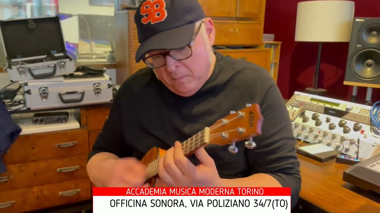 Corso di Ukulele - Lezione 5 - con Max Carletti - Accademia Musica Moderna Torino