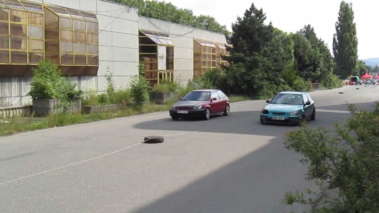 Honda Civic 1.4 Vtec vs. Honda Civic Vti