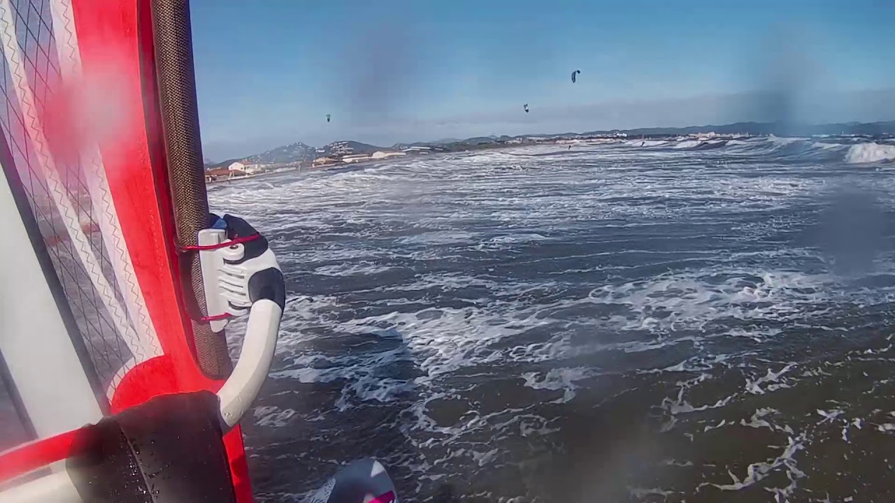 Windsurf - La Bergerie 14 février 2021, vent d'est 30-35 nœuds