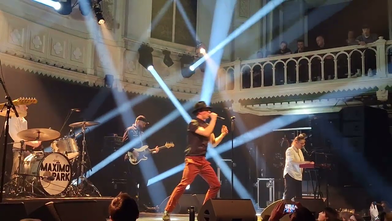 Maxïmo Park - Now I'm All Over The Shop [Paradiso Amsterdam 7th March 2026]