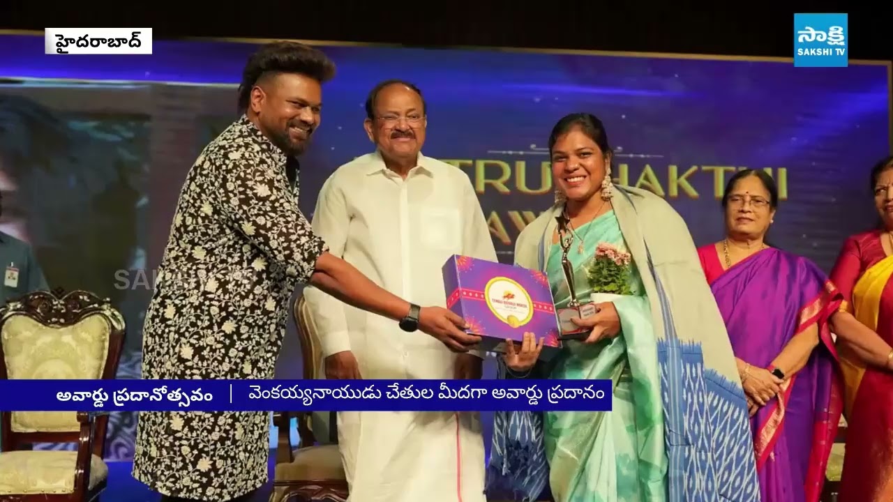 Gokulam Signature Jewels Co Founder Lalitha Pothuri Receives HMTV Mathru Shakthi Award 2026