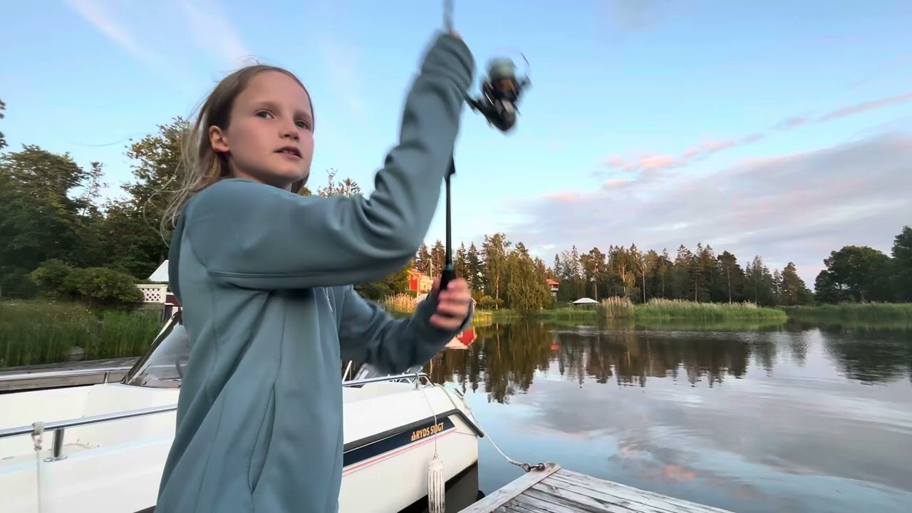 Lea l&auml;r ut hur ett fiskesp&ouml; fungerar samt hur draget chatterbait fungerar