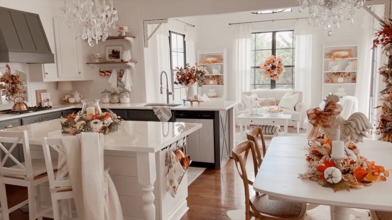 She Turned Her Home Into a Fall Farmhouse DREAM Home! Fall Home Tour 2022
