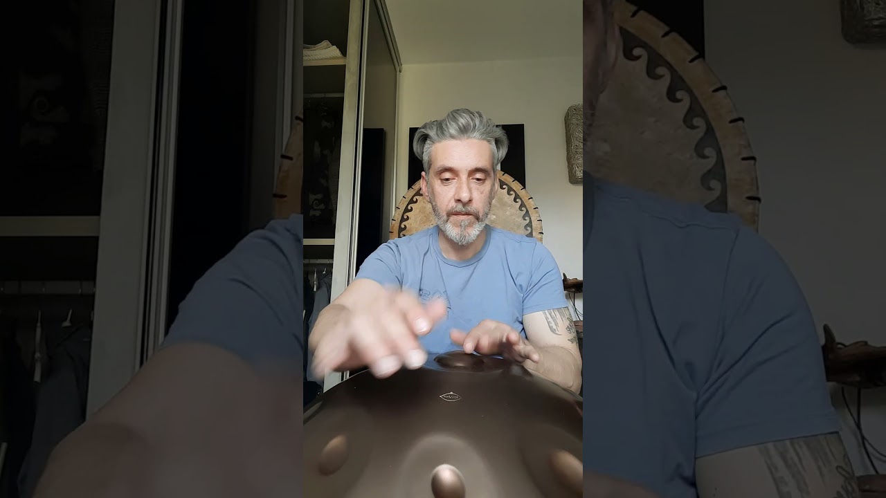 "Ostinato" (handpan impro)