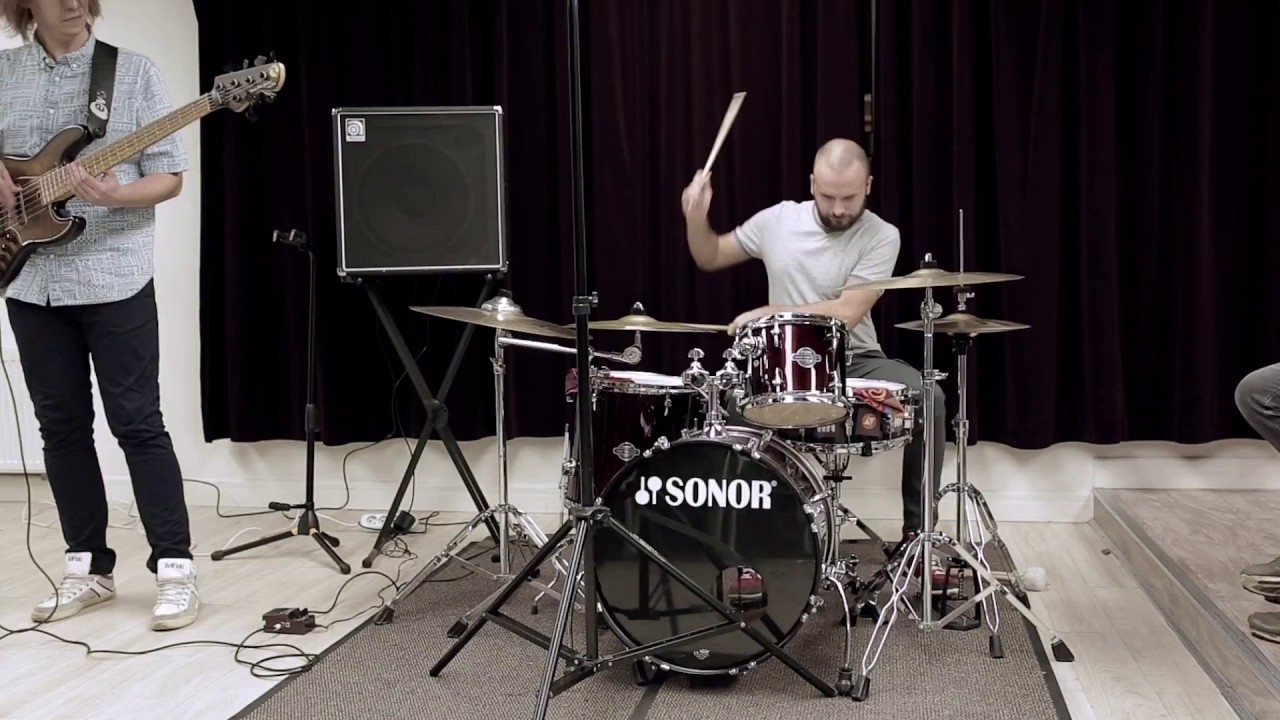 Alex Bitiutskih & Oleg Salkov - improvisation #1