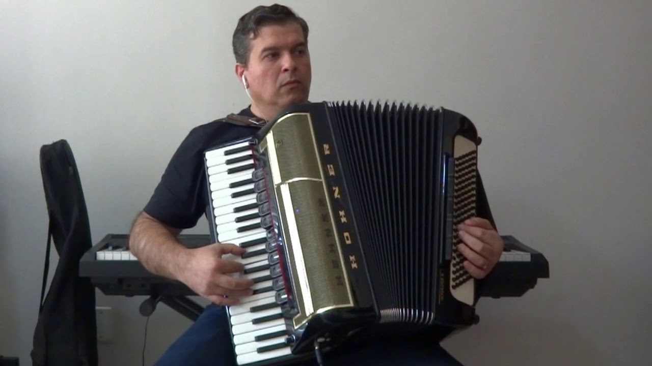 Acordeon e Teclado - Hino 61 - A minha alma deseja ver-Te - CCB