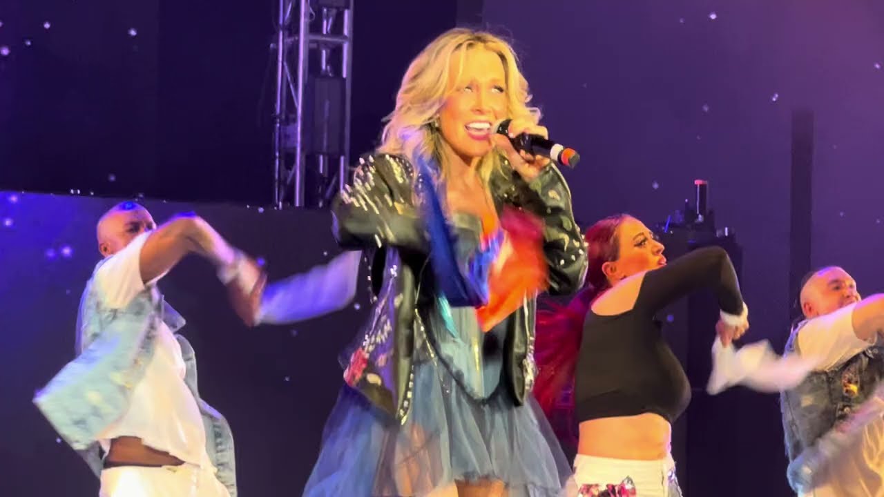 Fey - Azucar Amargo en vivo desde el Auditorio Nacional Noviembre 2024 Fey Hits Tour