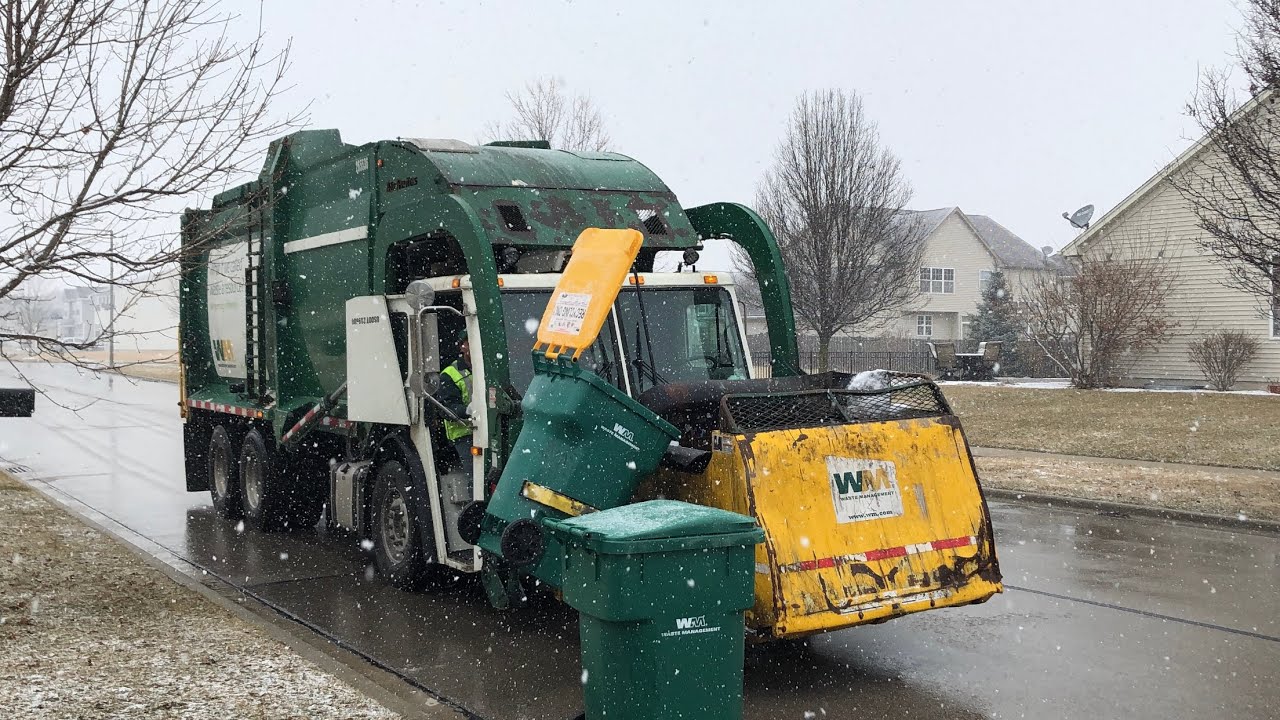 Garbage Trucks Of Sycamore:  Waste Management Curotto Cans